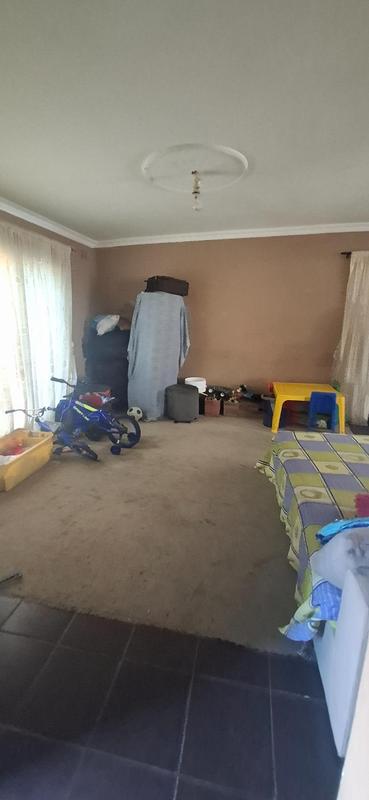 4 Bedroom Property for Sale in Cravenby Western Cape